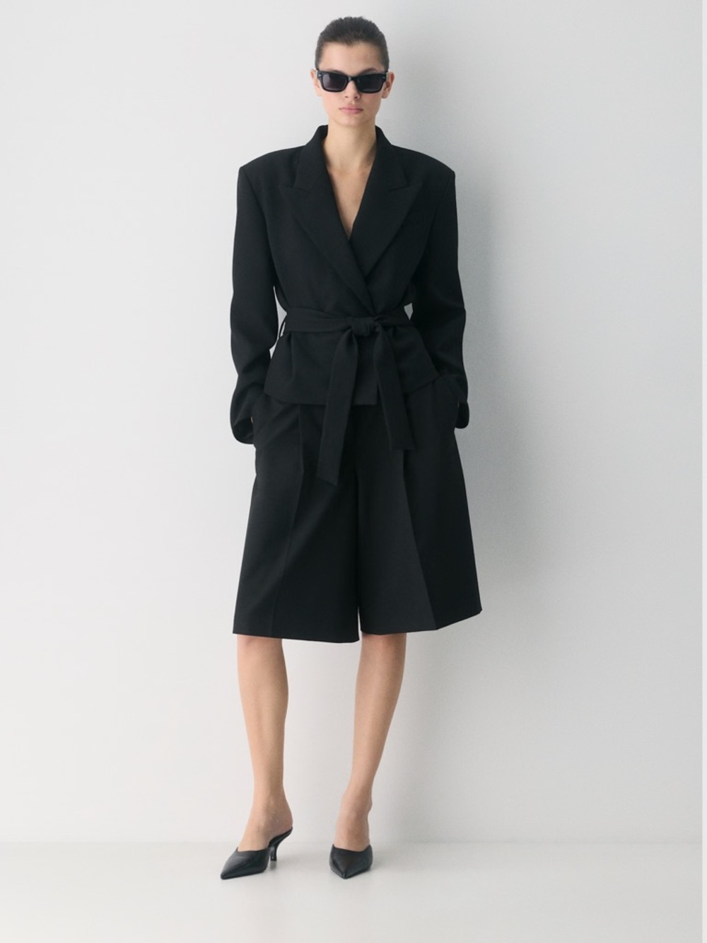 Aritzia Black Belted Oversized Blazer